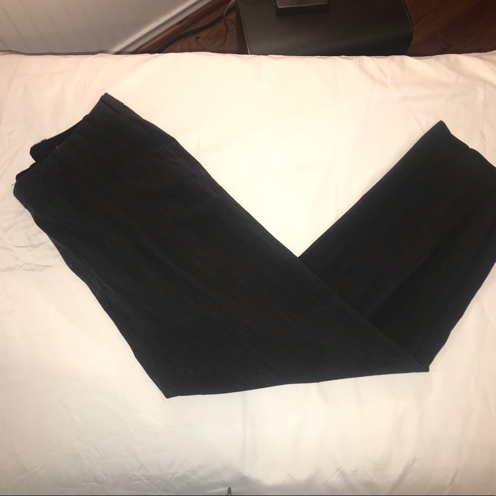 Van Heusen men’s dress pants size 38x30. Dark gray striped,